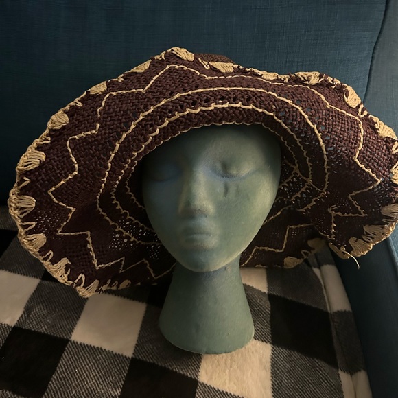 Women’s beach hat - Picture 2 of 5